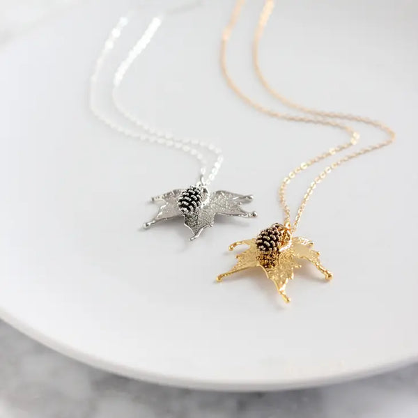Maple Leaf & Pine Cone - Necklace 🇨🇦