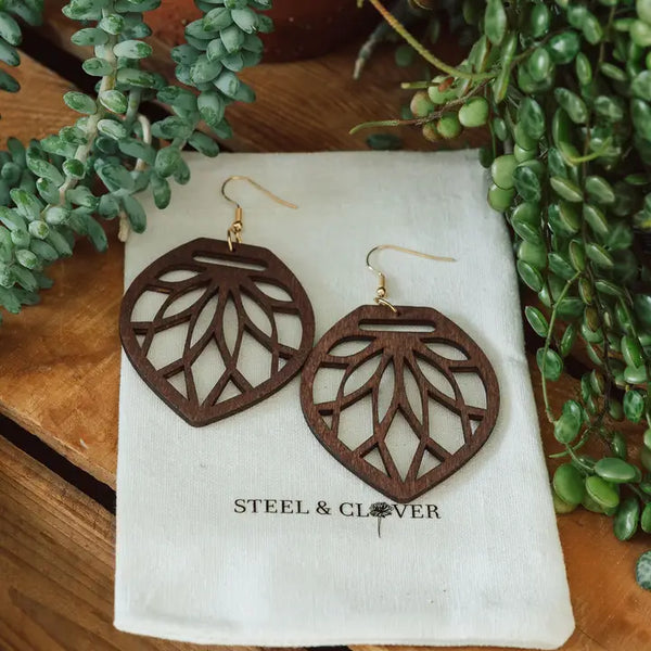 Steel & Clover - Worsley Wooden Earrings 🇨🇦